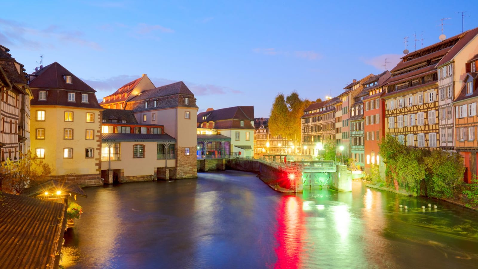 2-Hour Strasbourg Private Walking Tour with a Local