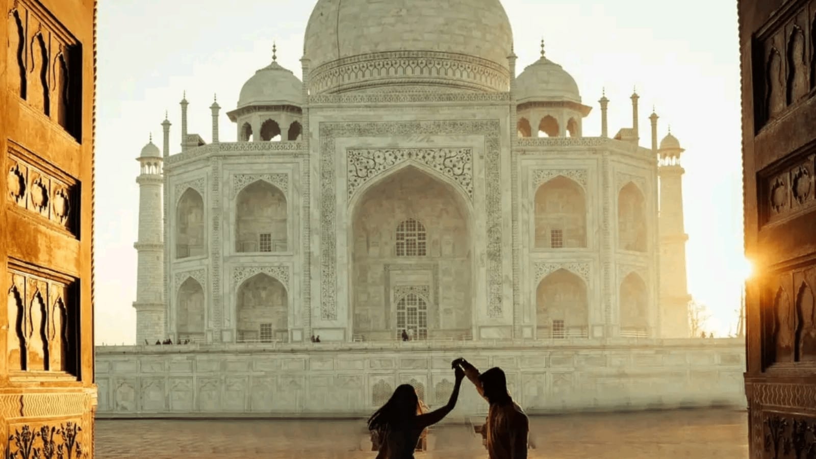 5-Day Golden Triangle Tour of Delhi Agra and Jaipur with Taj Sunrise