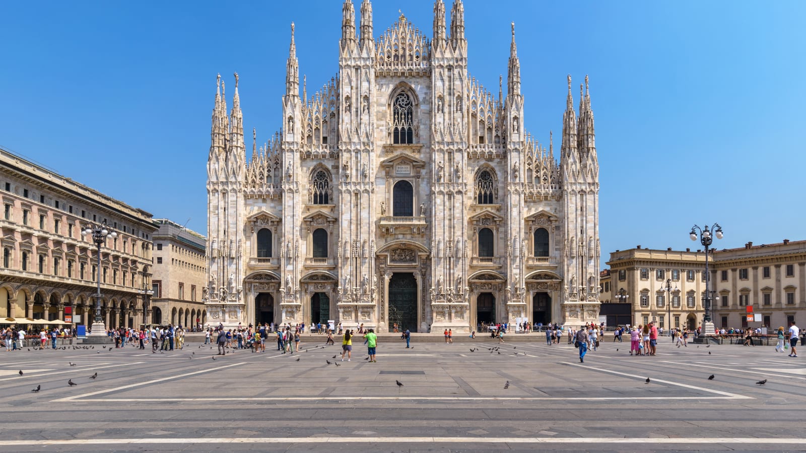 2-Hour Milan Duomo Guided Tour with Rooftop Terrace Views