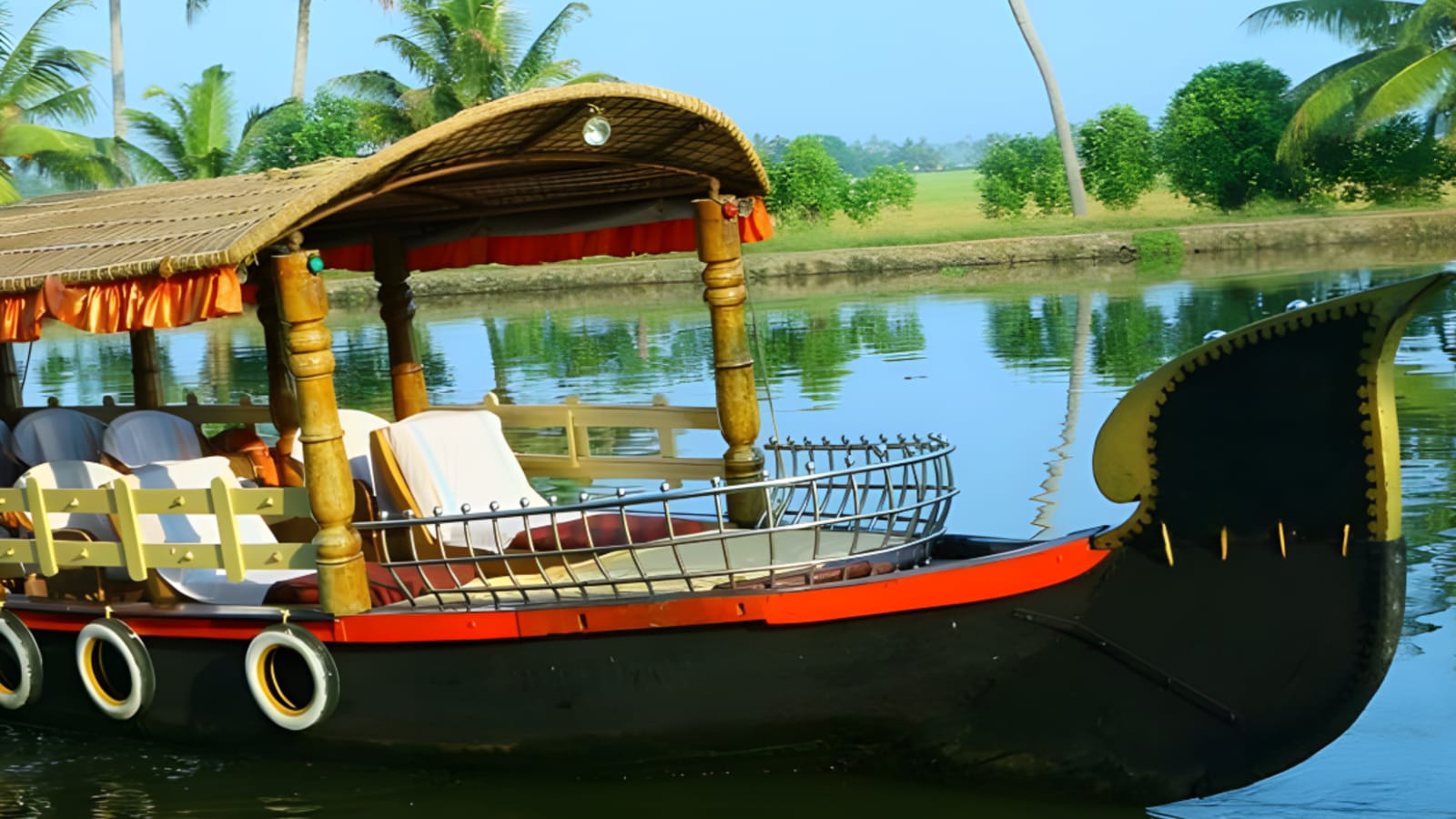 10-Hour Cochin Heritage Tour with Kumarakom Sunset Shikara Cruise