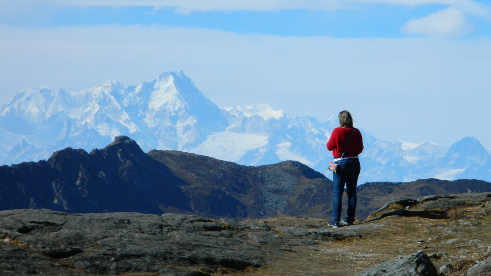 5-Day Eastern Himalayas Trek from Maneybhanjan with Tonglu Views