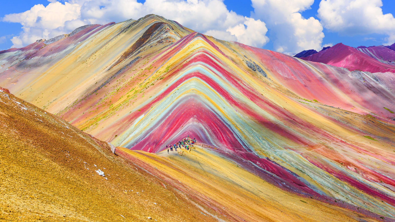 8-Day Peru Adventure from Cusco to Machu Picchu and Rainbow Mountain