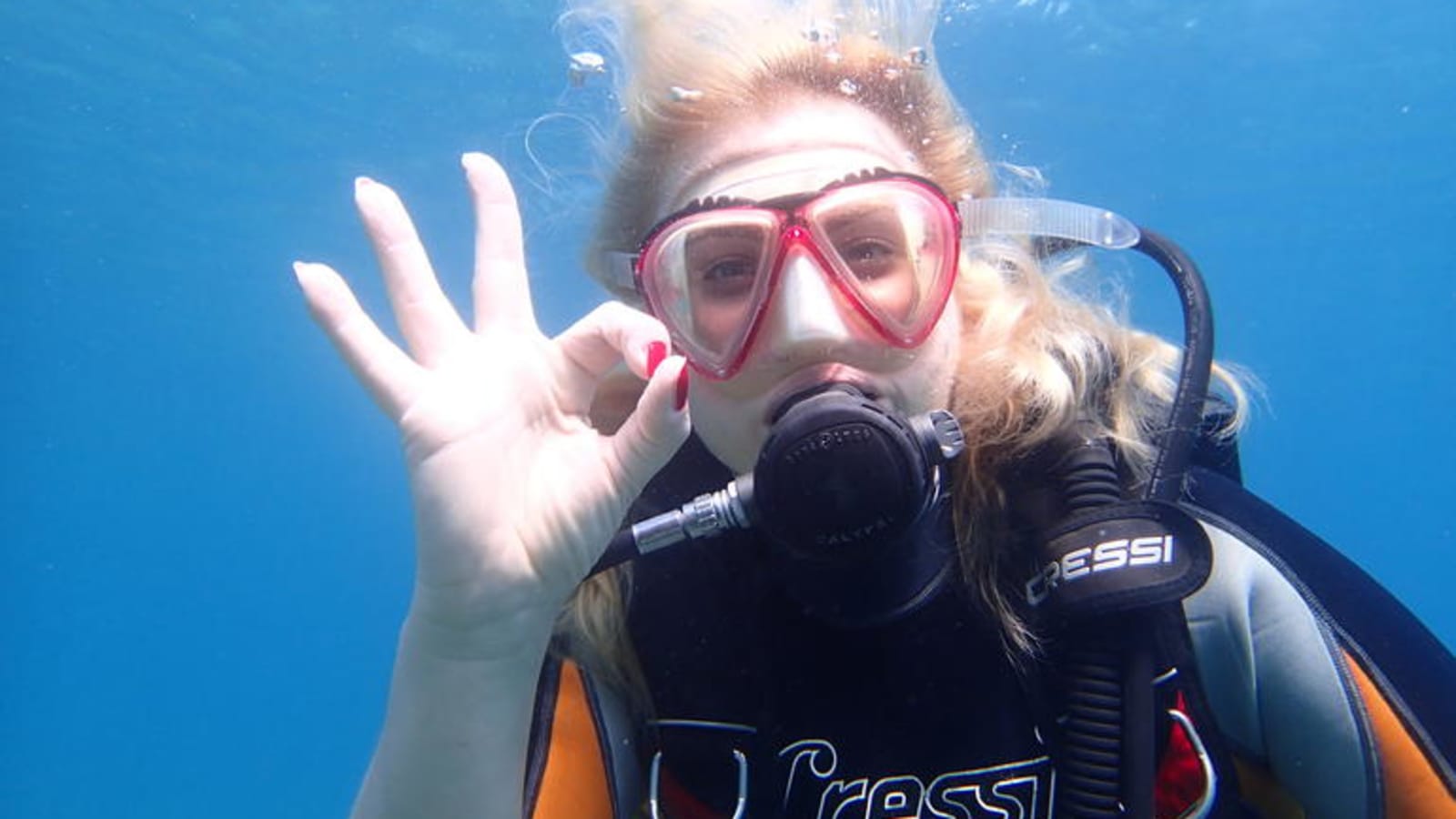 2-Hour Beginner Scuba Diving in Catania's Cyclopean Isles