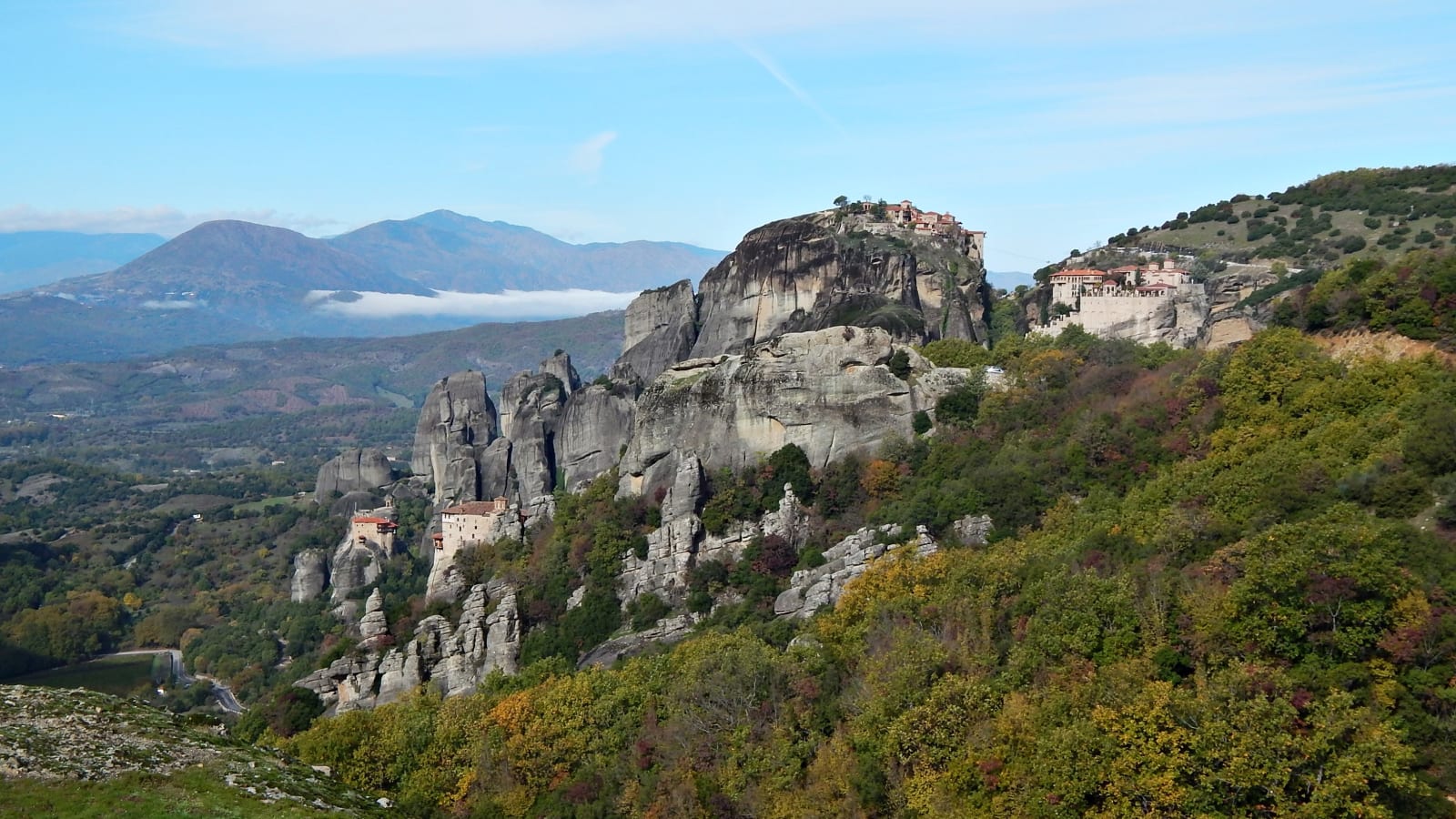 9-Day Central Greece Heritage Tour with Delphi, Meteora and Corinth