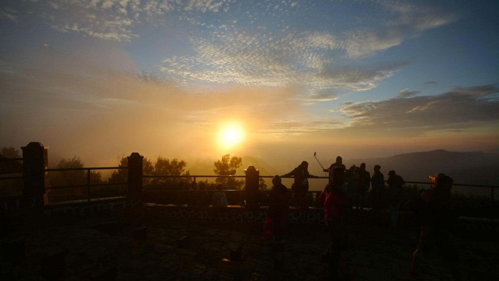 10-Hour Mount Bromo Sunrise Tour from Surabaya or Malang