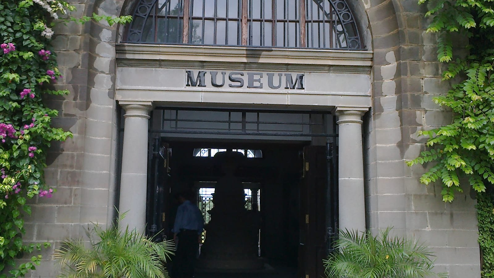 1-Day Taxila Museum Tour from Lahore with Gandhara Art Collection