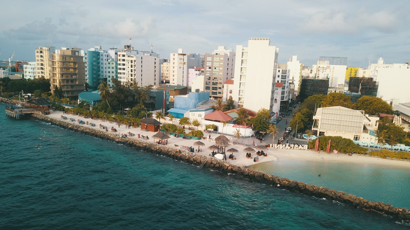 2-Hour Bike Tour of Malé with 18 City Landmarks