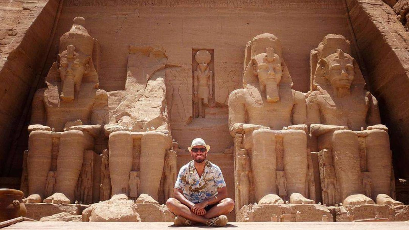 8-Hour Abu Simbel Sightseeing Tour from Aswan with Egyptologist