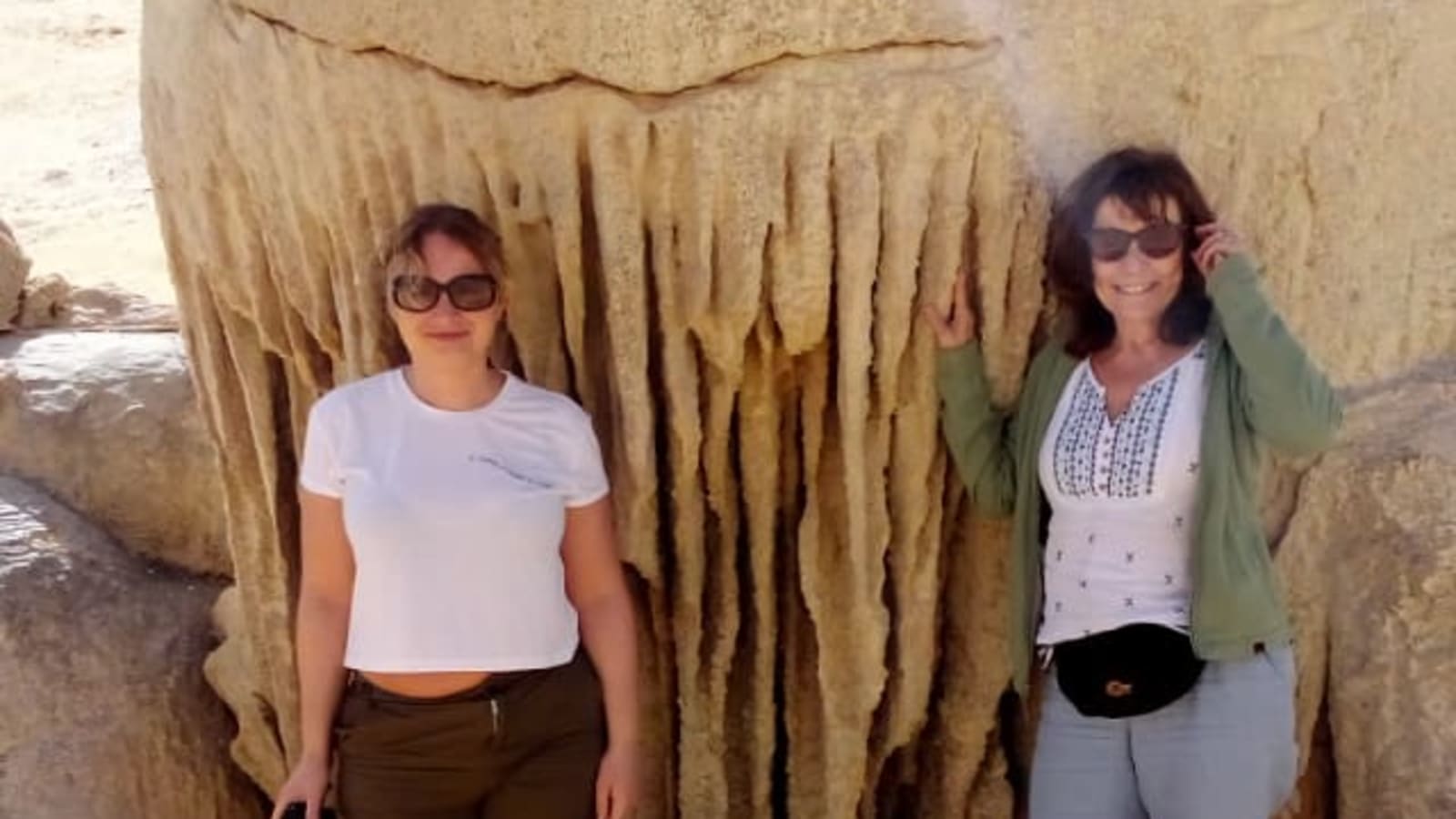 4-Day Bahariya Oasis Desert Tour from Cairo with White Desert Camp