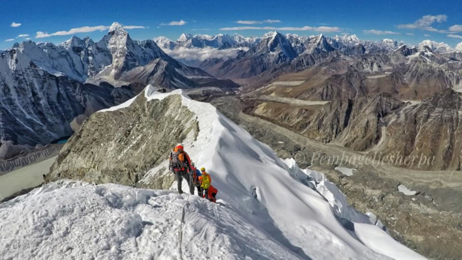 20-Day Island Peak Climb and Everest Base Camp Trek in Nepal