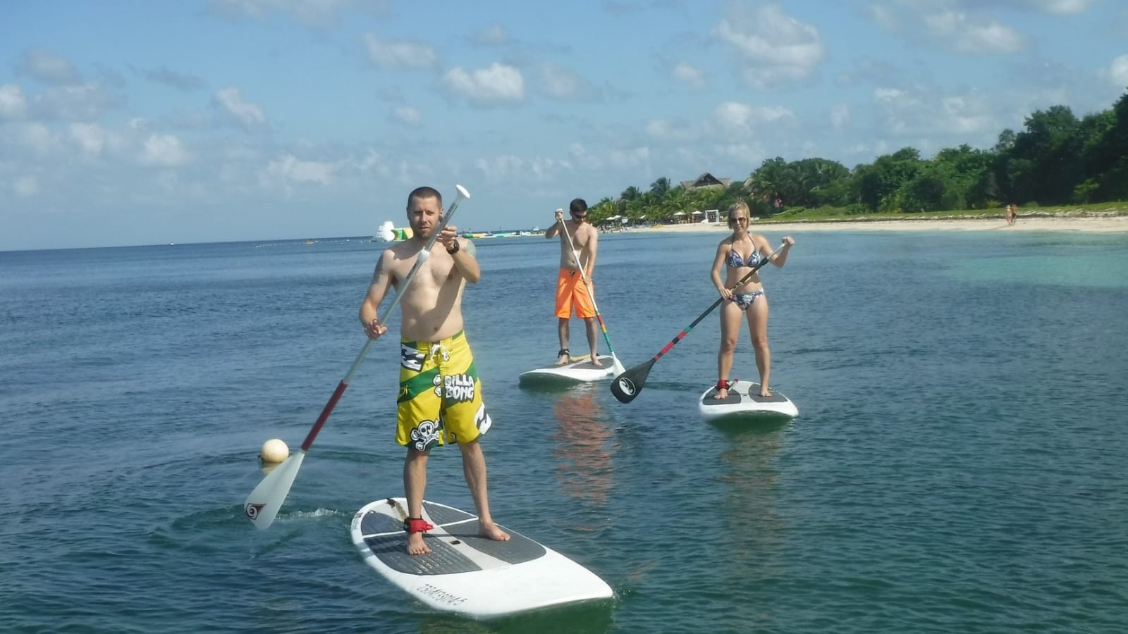 2-Hour Paddle-Boarding and Snorkelling Tour in Cozumel