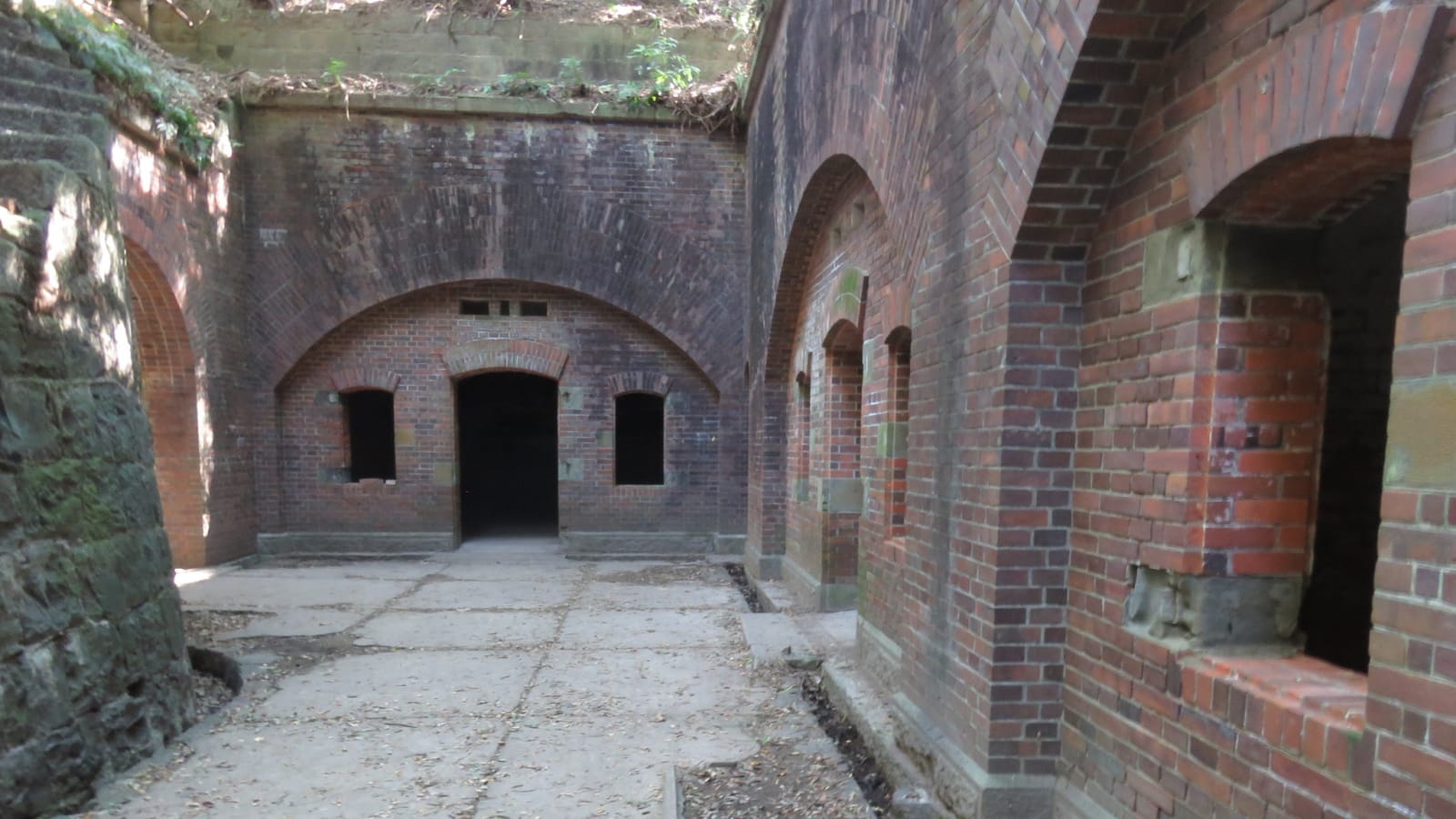 5-Hour Tomogashima Island Fortress Walk with a Licensed Local Guide
