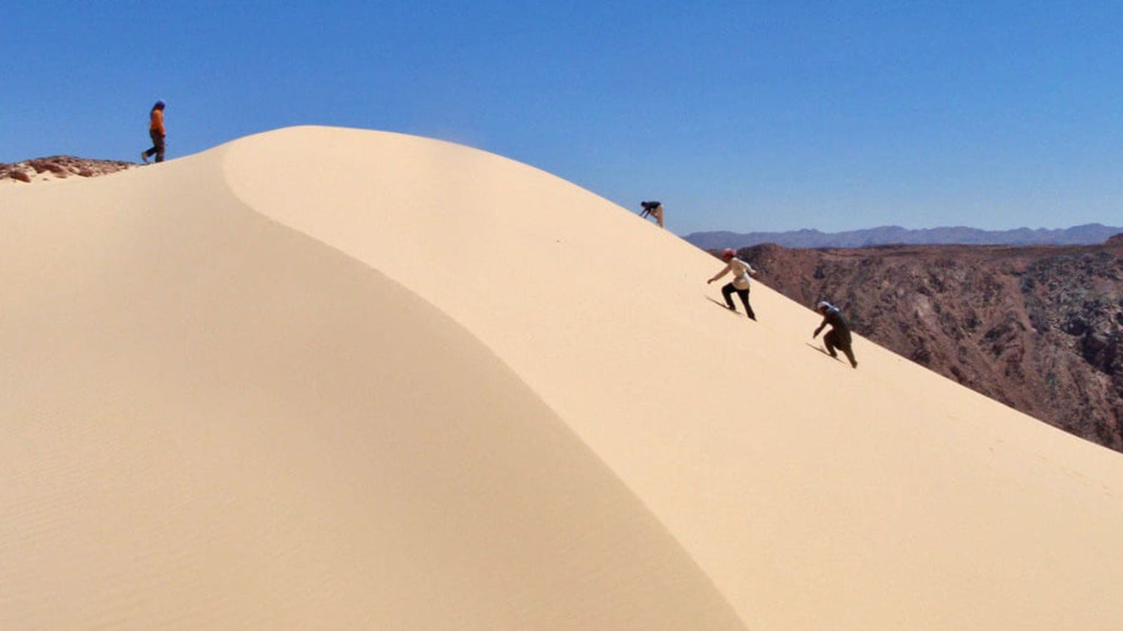 12-Hour Sinai Desert Jeep Safari from Sharm el-Sheikh with Nawamis