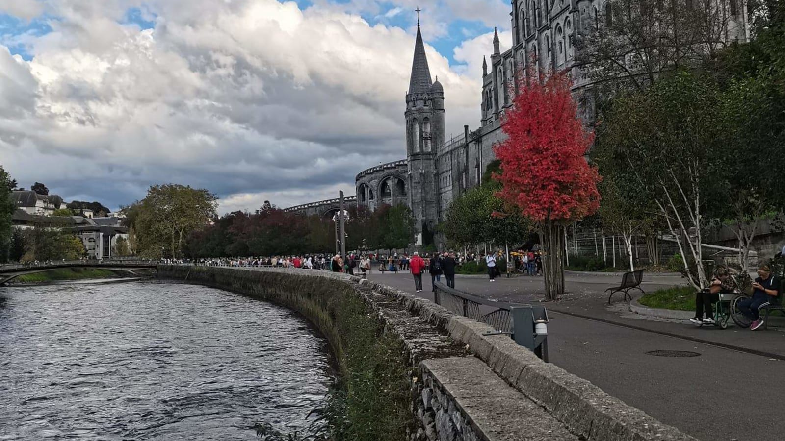 3-Hour Lourdes Religious Tour with Saint Bernadette's Story