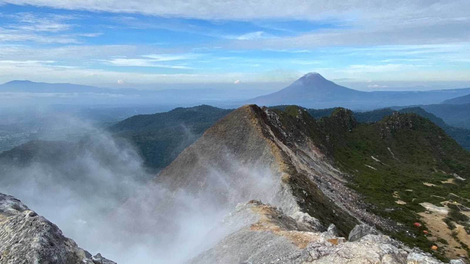 1-Day Sibayak Volcano Sunrise Hike from Medan with Coffee Break