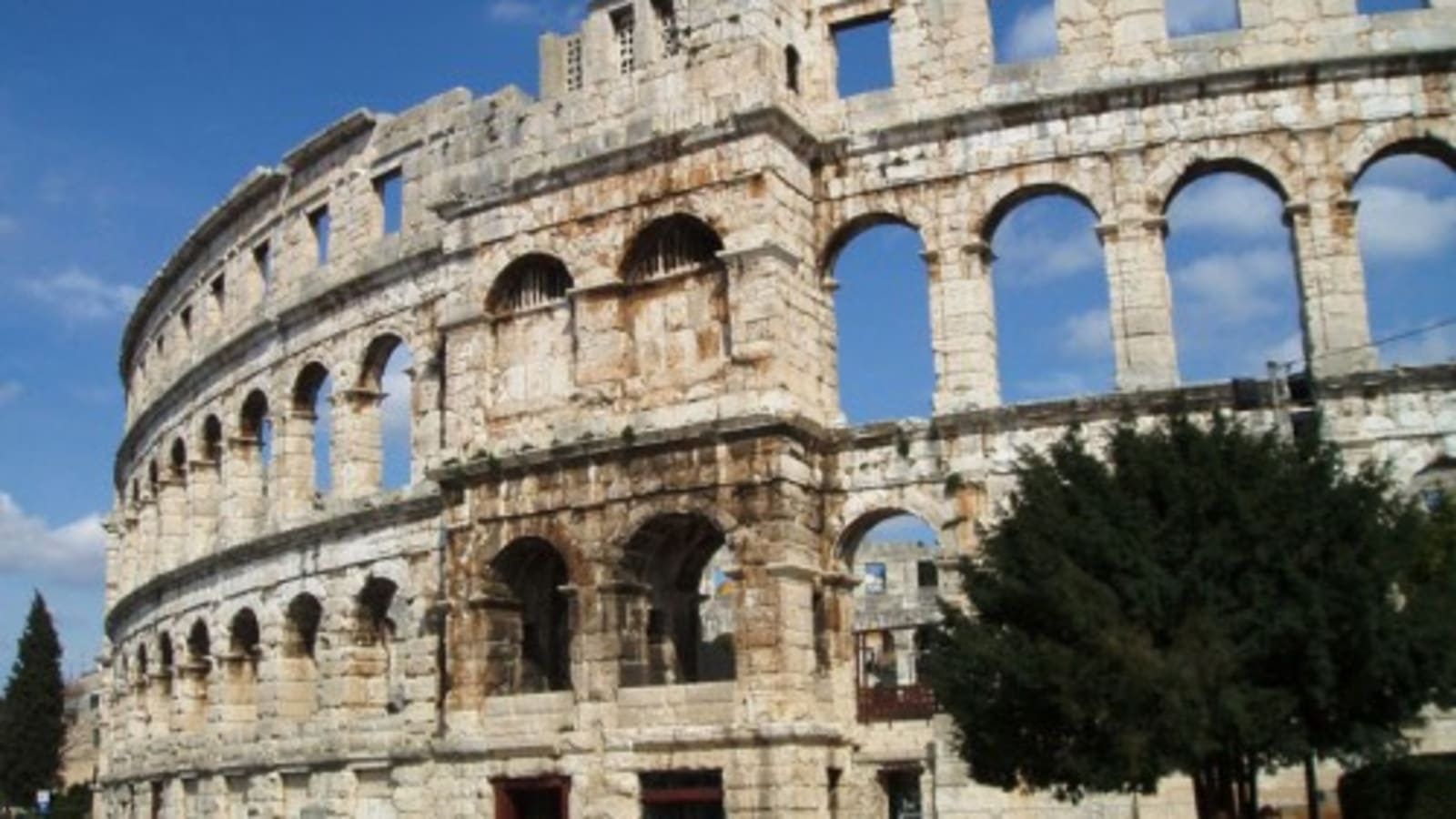 14-Day Former Yugoslavia Tour with UNESCO Sites and Adriatic Cities
