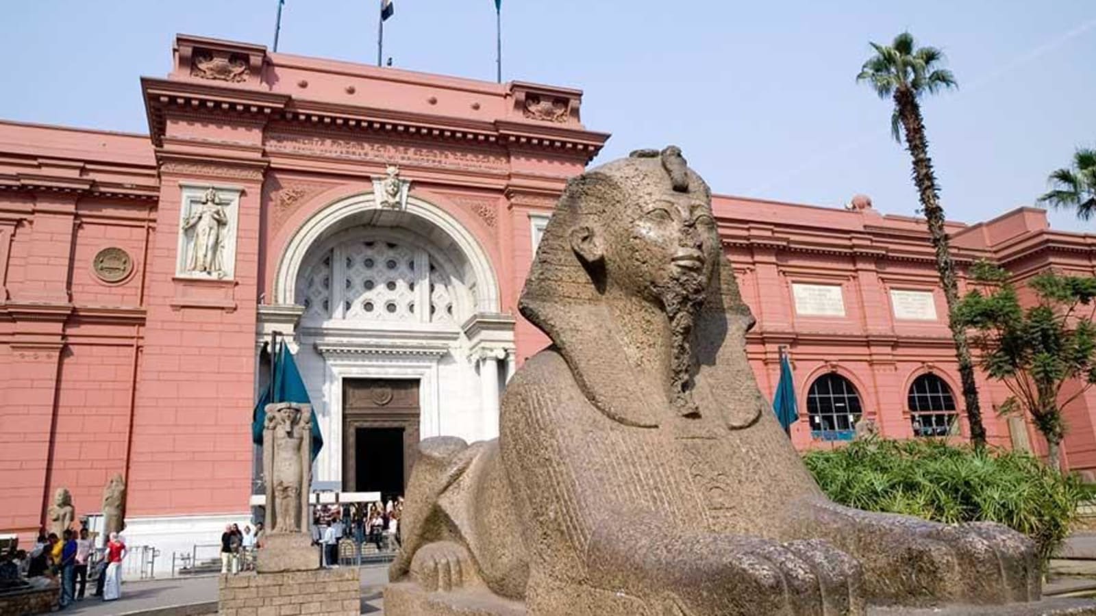 3-Hour Egyptian Museum Tour in Cairo with Tutankhamun Treasures