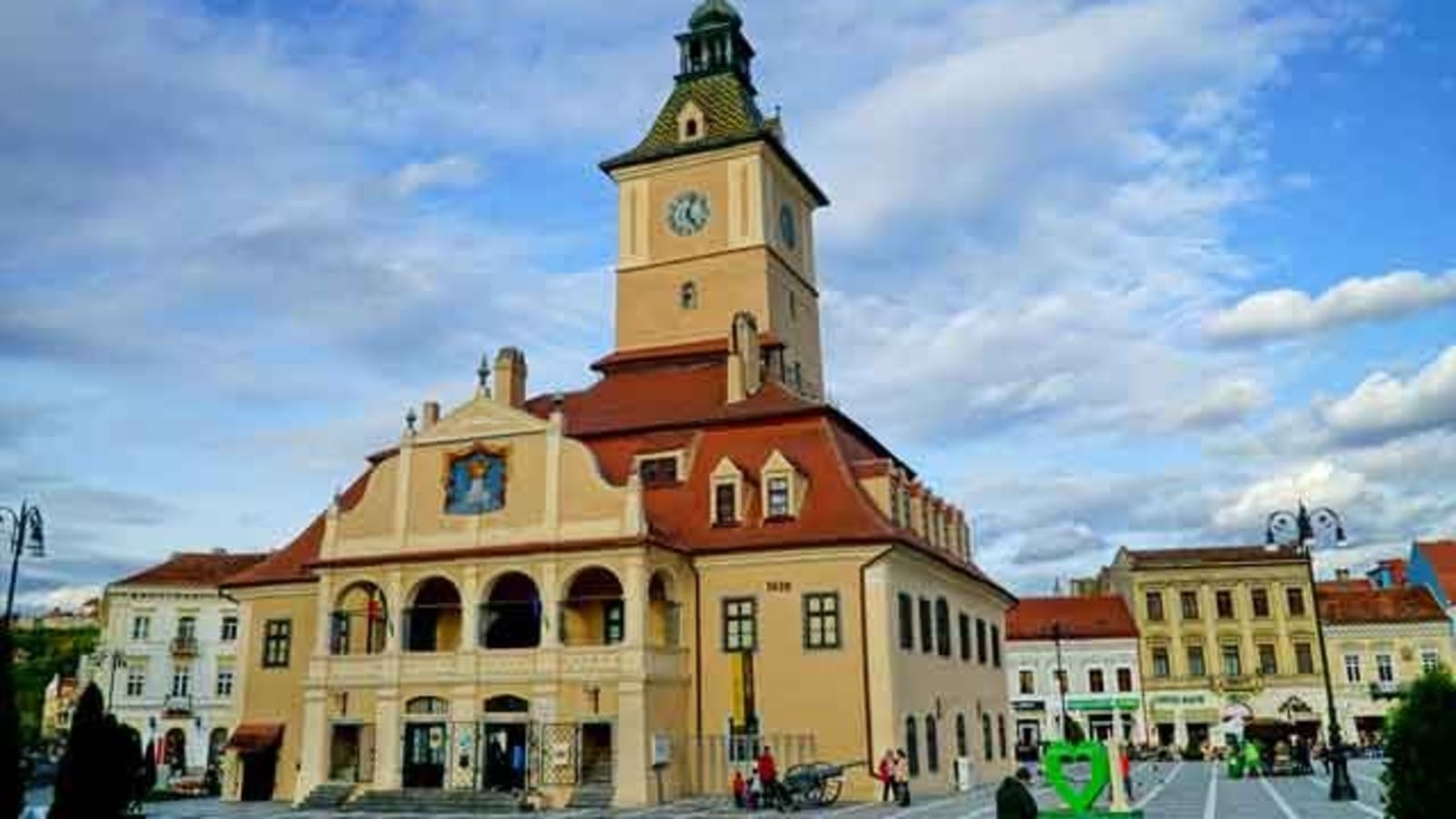 8-Day Romania Heritage Tour through Transylvania, Maramures and Bucovina