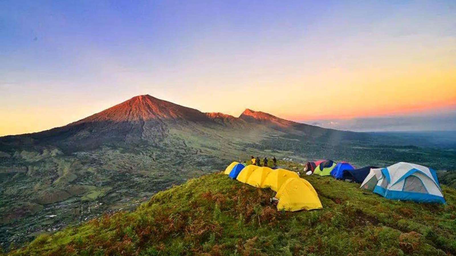 2-Day Pergasingan Hill Trekking and Camping in Lombok with Sunrise