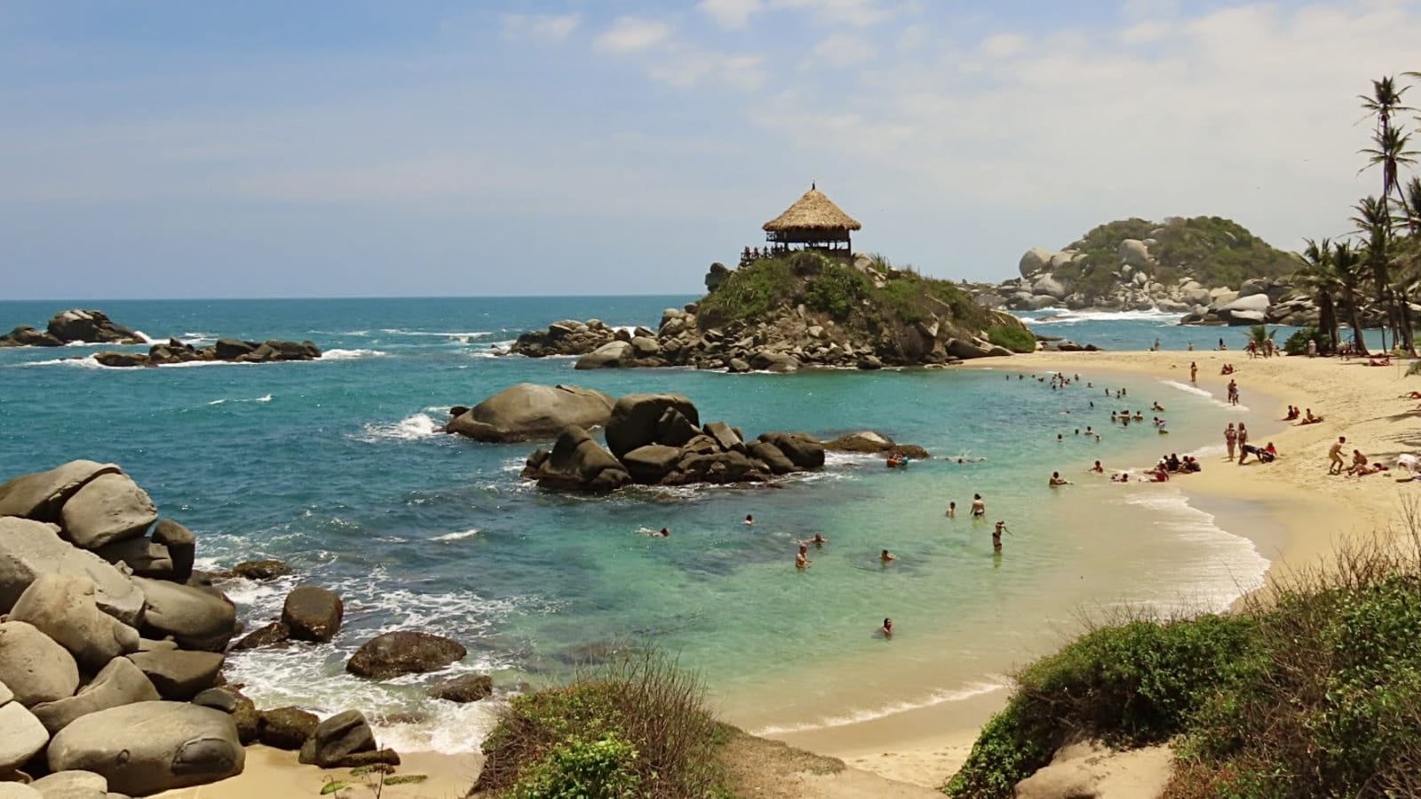 7-Hour Tayrona Park Hike from Santa Marta with Poza Encantada