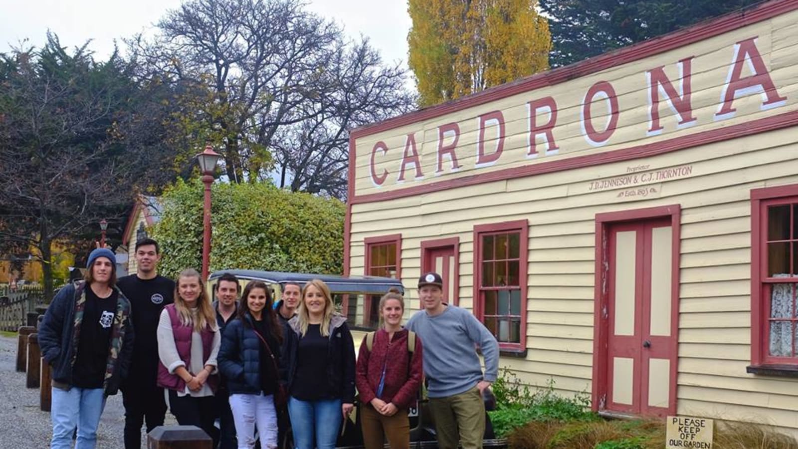 6-Hour Queenstown, Wanaka and Arrowtown Tour via Crown Range