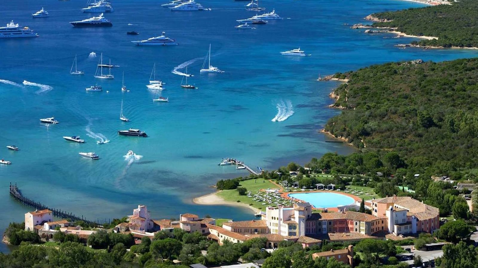 5-Hour Costa Smeralda Tour with Nuraghe La Prisciona and San Pantaleo