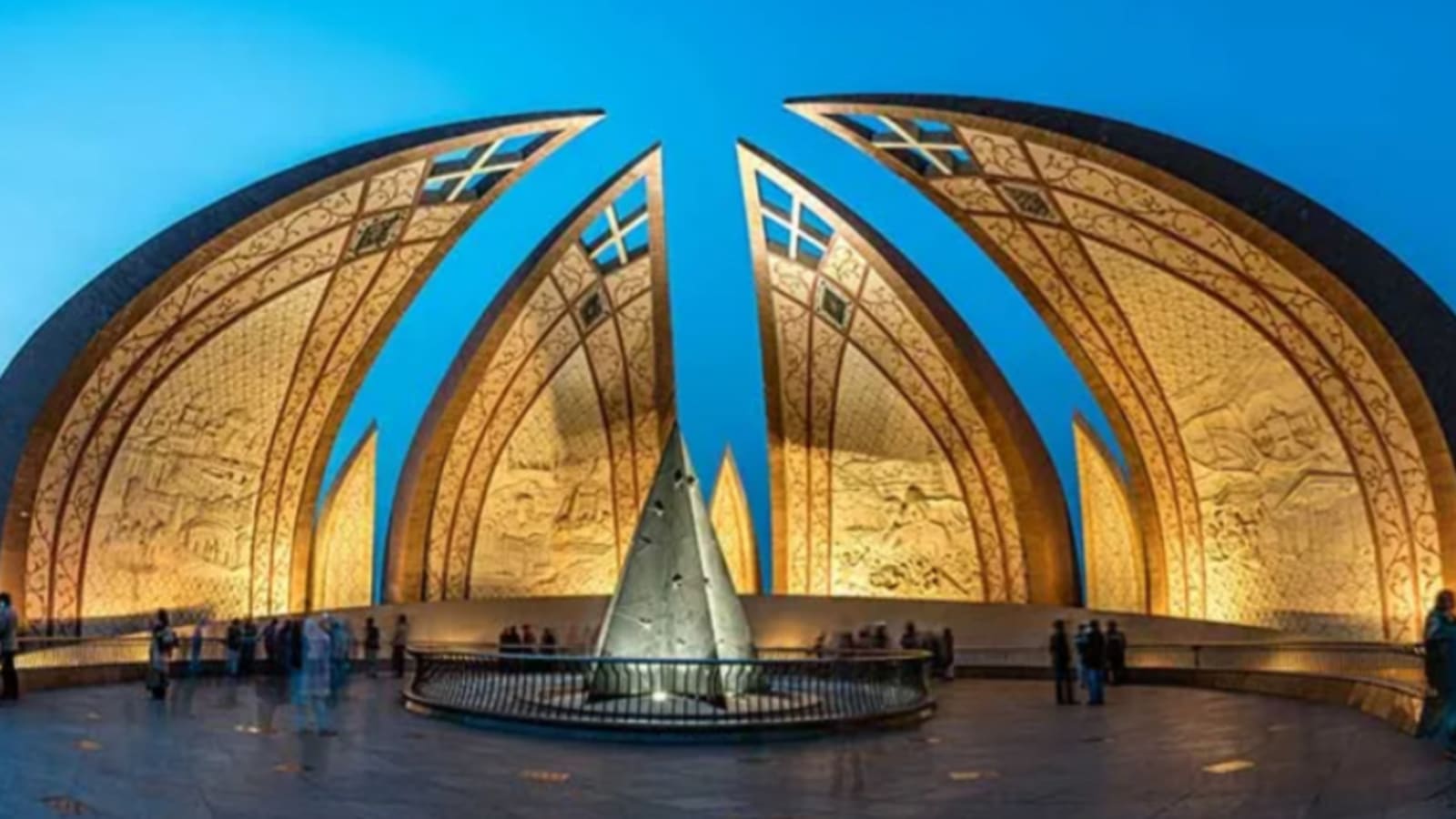6-Day Cultural Tour of Islamabad, Taxila, Peshawar and Khewra