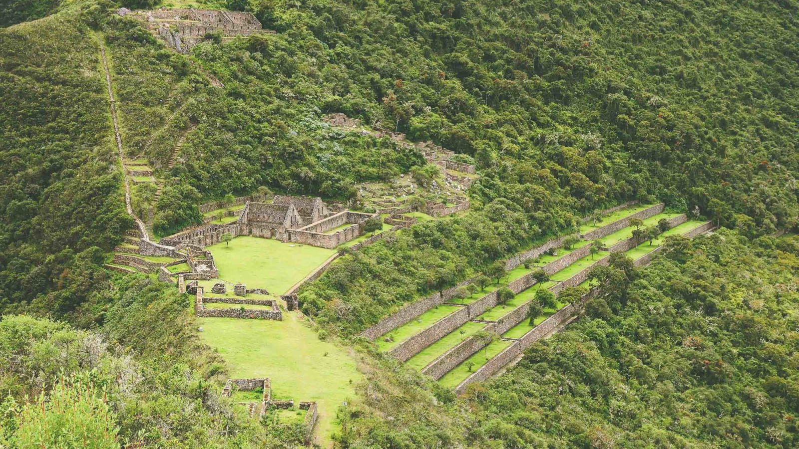 5-Day Yoga and Nature Tour in Limatambo with Choquequirao Hike