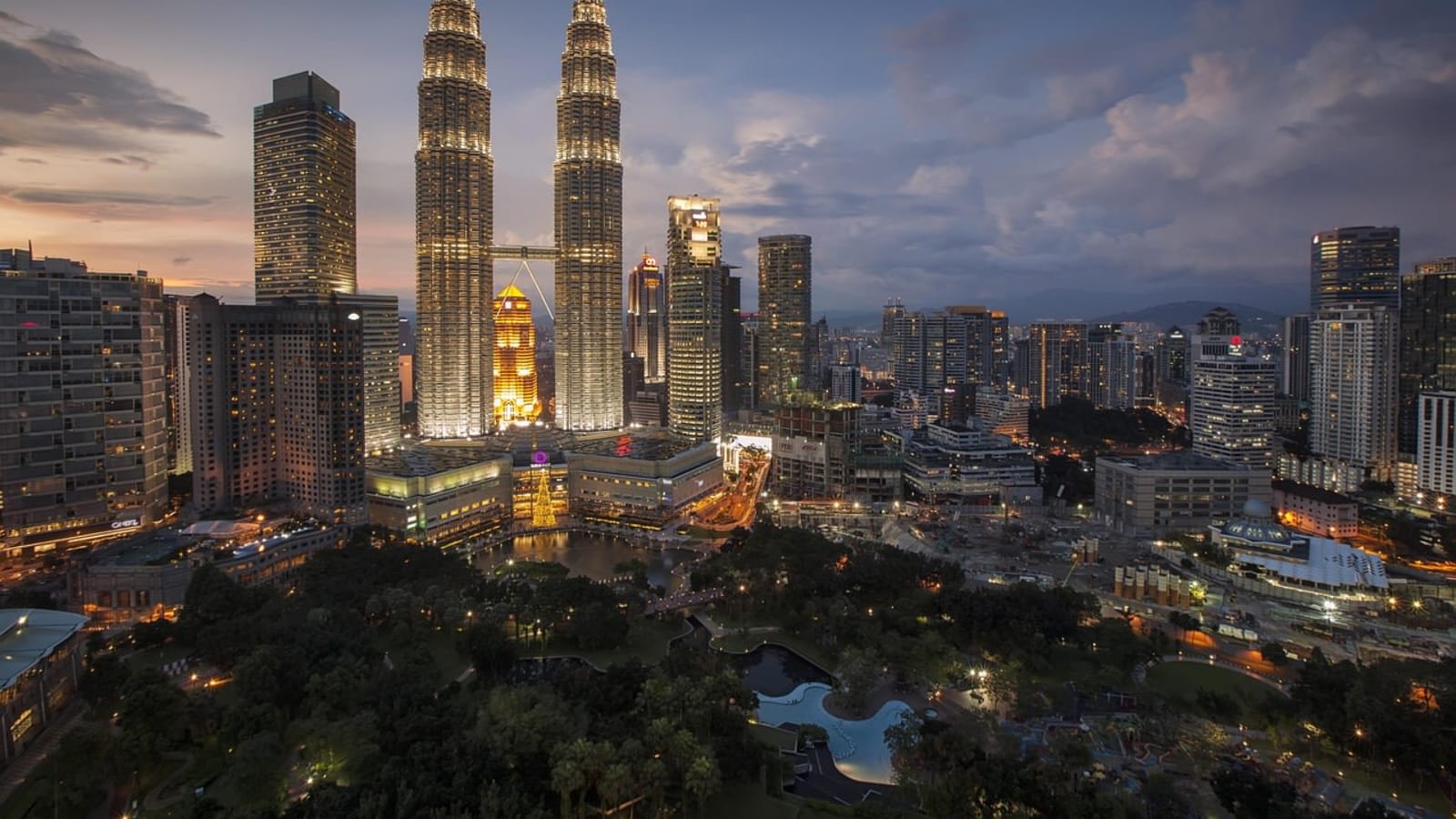 4-Day Malaysia and Singapore Tour with Genting Highlands Excursion