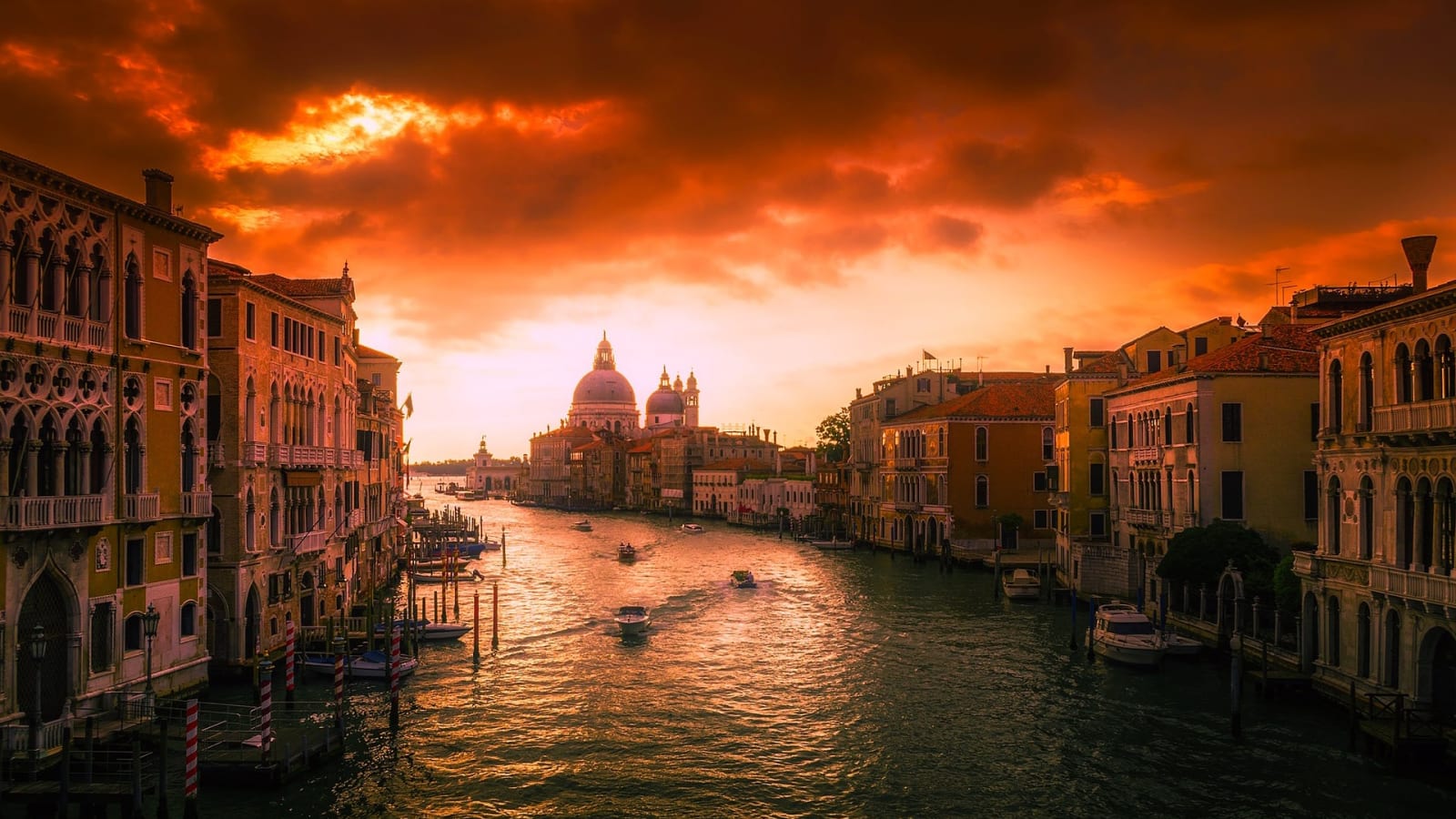 2-Hour Private Walking Tour of Venice with Hidden Alleys and Rialto