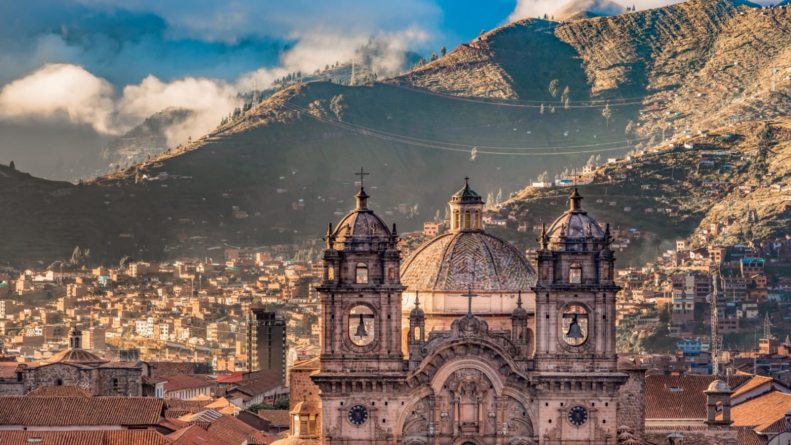 9-Day Peru Tour to Machu Picchu and the Amazon Rainforest