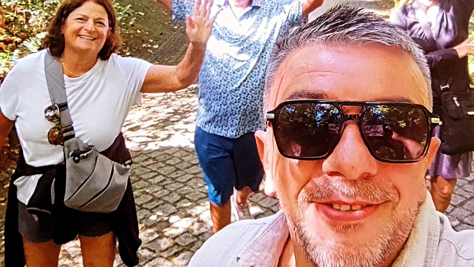 8-Hour Sintra and Cascais Tour with Pena Palace and Cabo da Roca