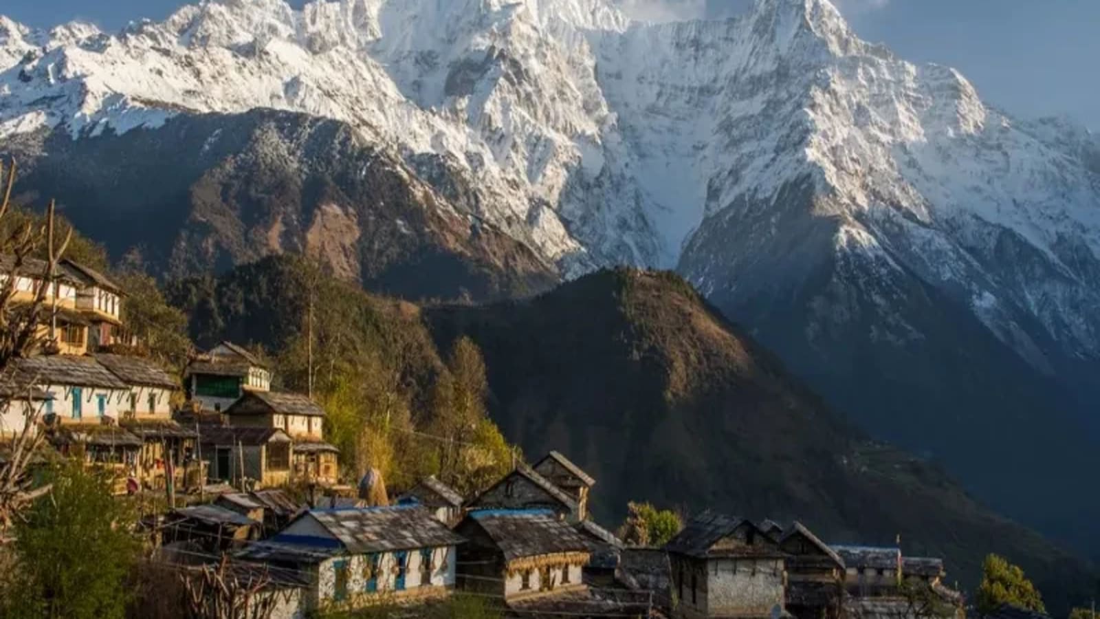 15-Day Annapurna Circuit Trek to Muktinath via Thorong La Pass