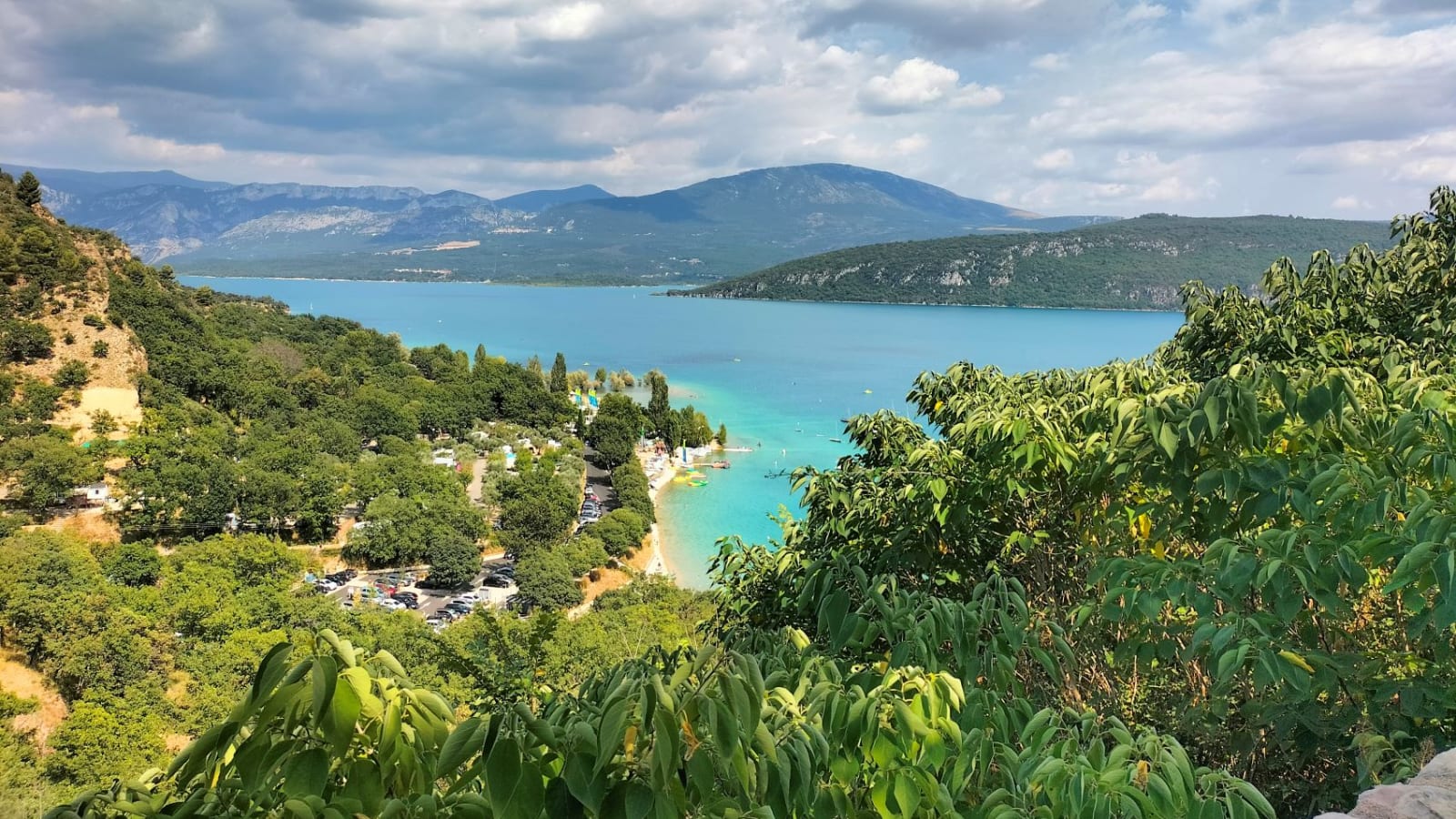 7-Hour Gorges du Verdon Boat Ride with Picnic and Lavender Fields