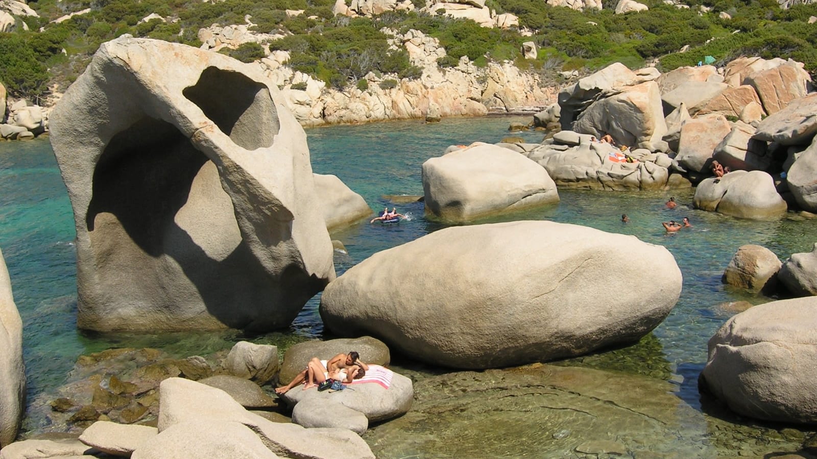 5-Hour Sardinia Granite and Wine Tour with Surrau Vermentino Tasting