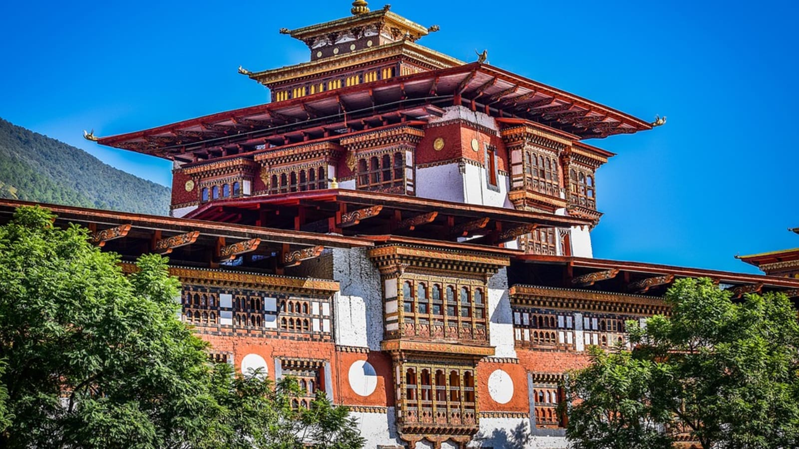 7-Day Bhutan Cultural Tour with Tiger Nest, Thimphu, Paro and Punakha