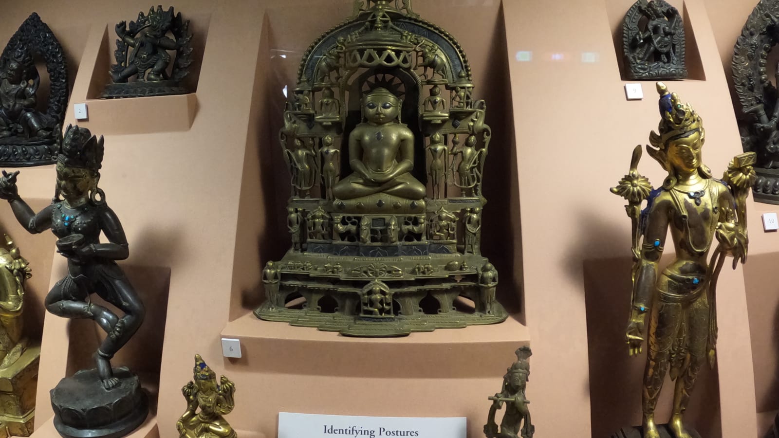 9-Day Nepal Heritage and Nature Tour with Pokhara and Chitwan