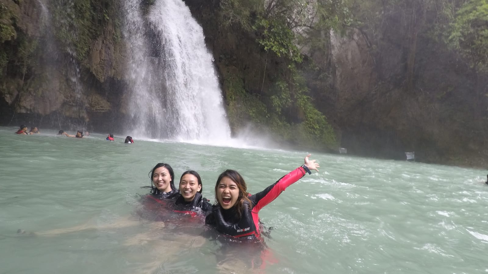 12-Hour Kawasan Falls Canyoneering Tour from Cebu