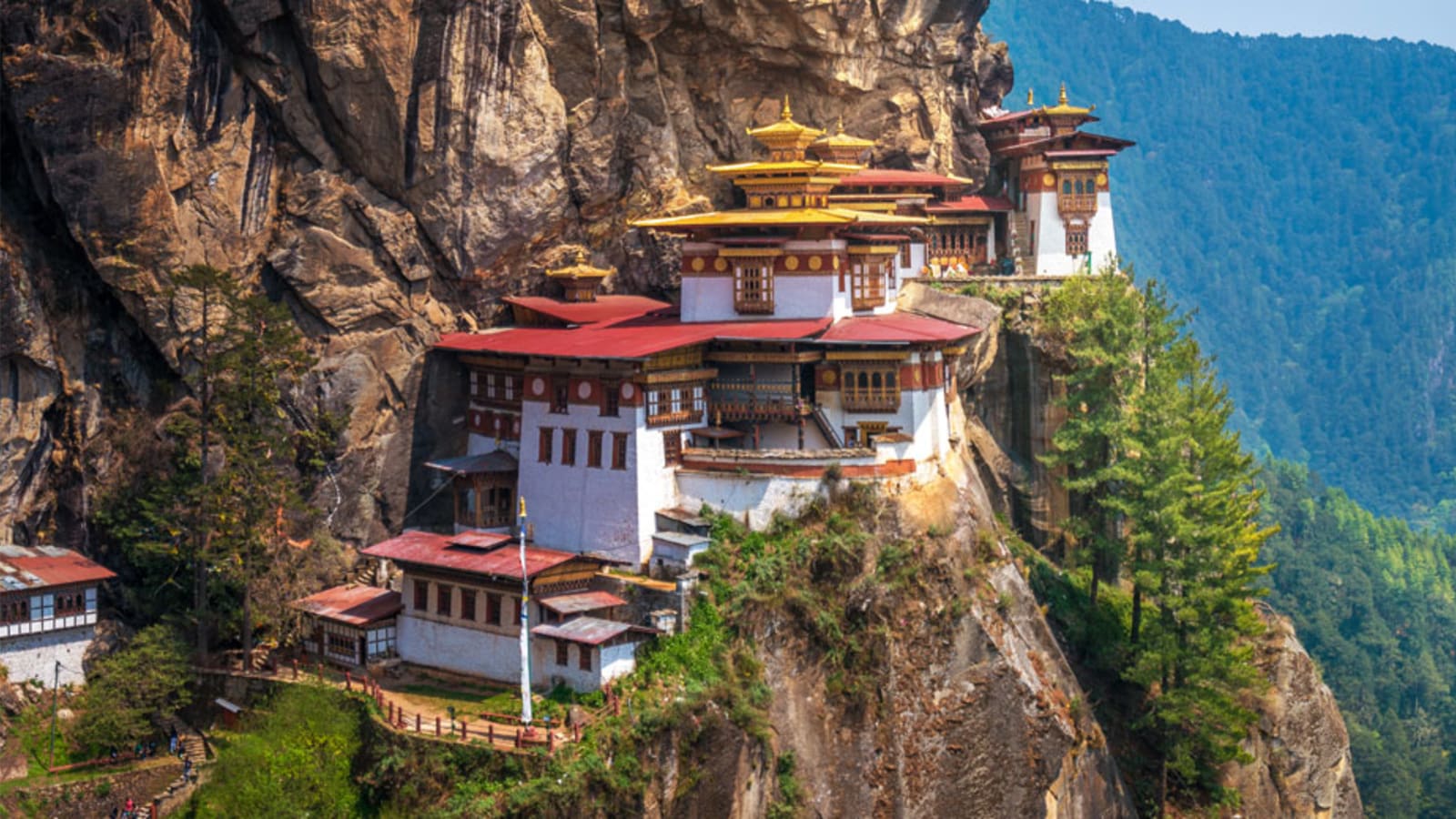 5-Day Bhutan Cultural Tour from Paro with Tiger's Nest or Chelela Pass