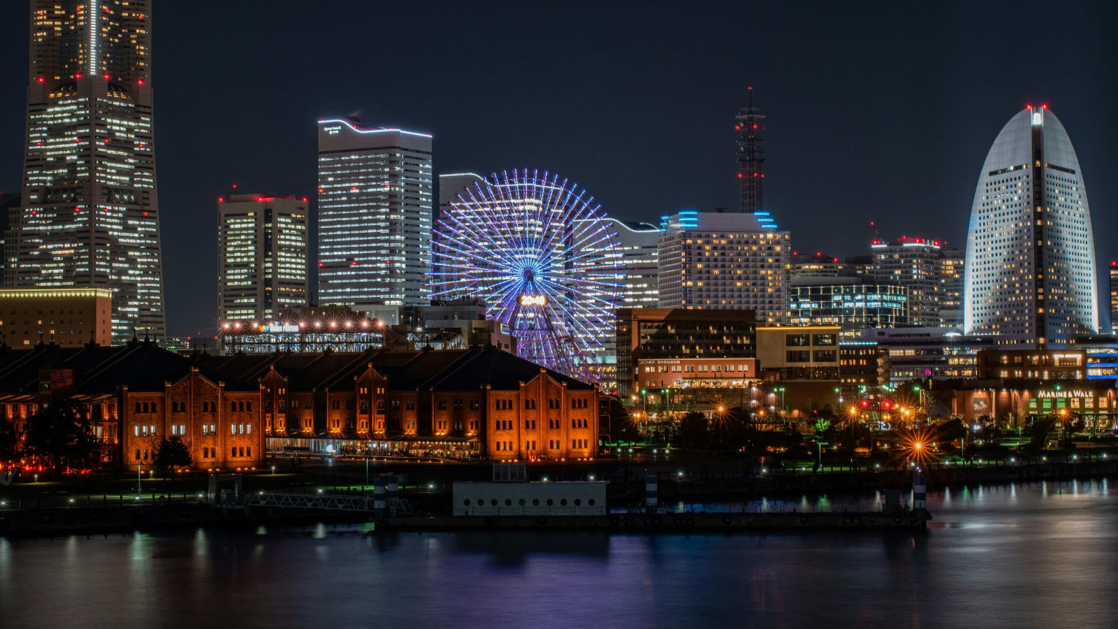 8-Hour Yokohama Walking Tour with Chinatown and Minato Mirai