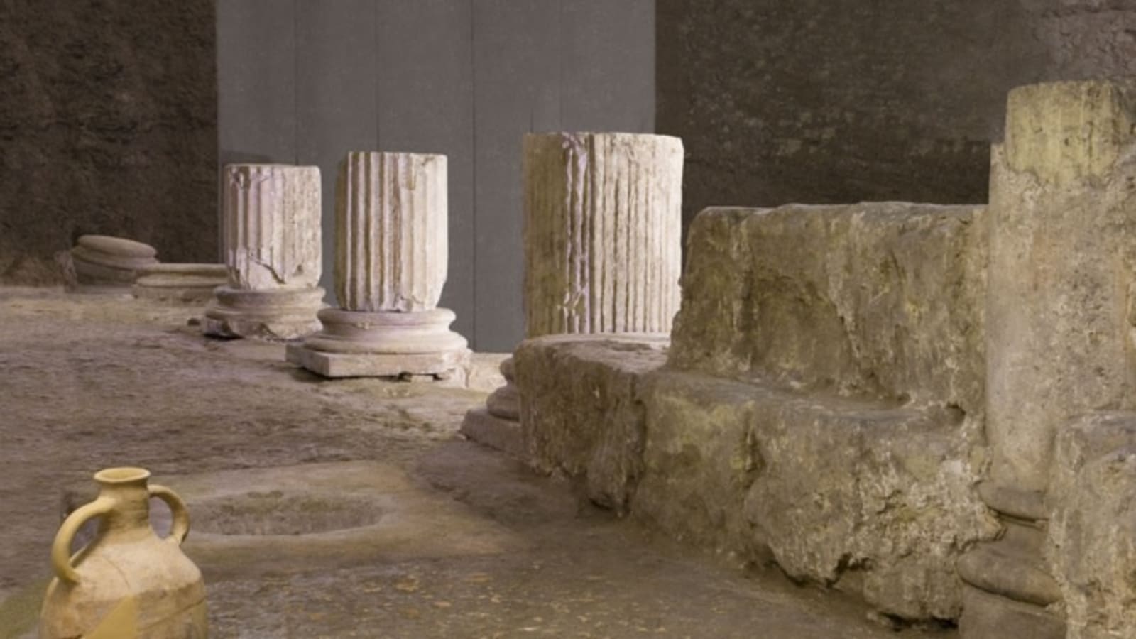 3-Hour Cagliari Marina Heritage Walk with Sant'Eulalia Archaeology
