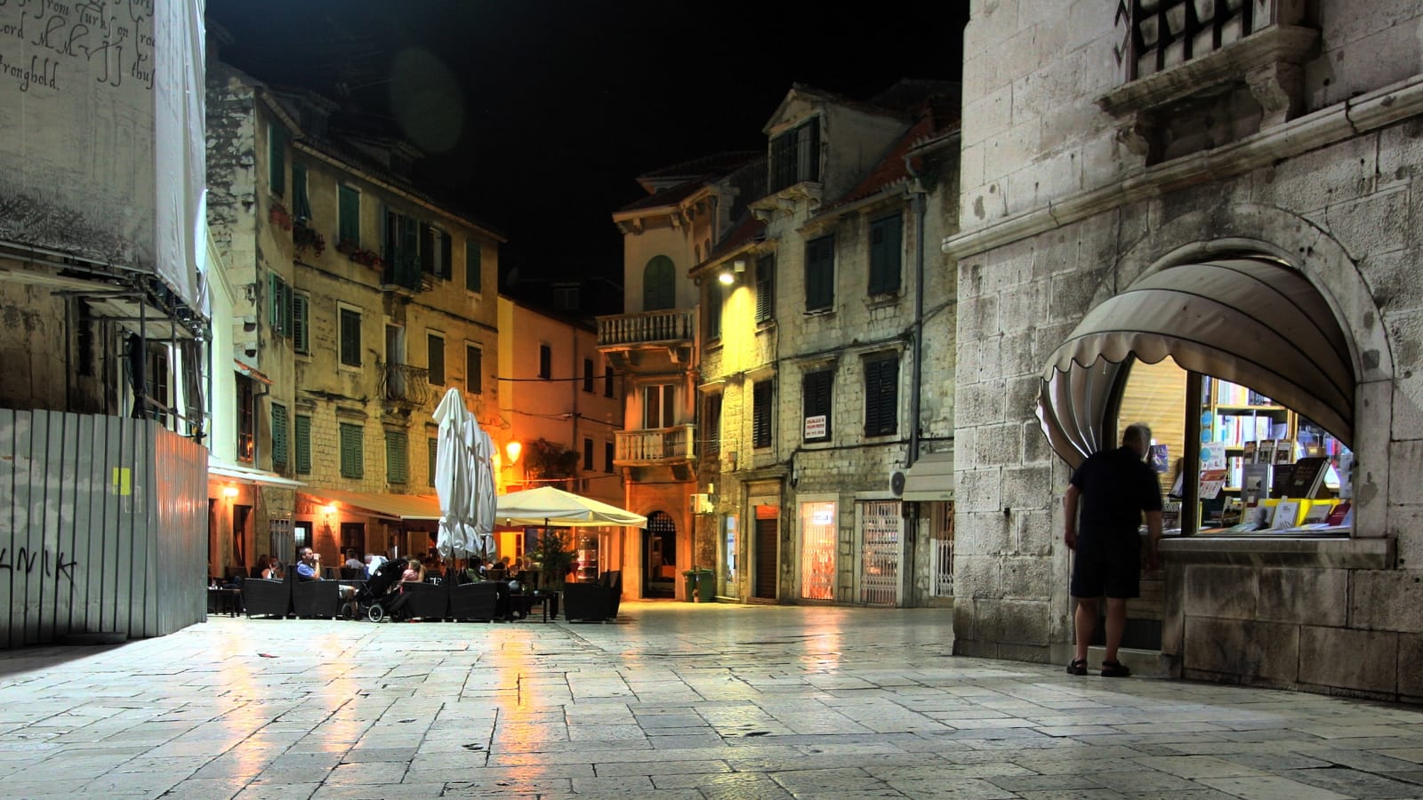 1.5-Hour Diocletian's Palace Tour in Split with Roman landmarks