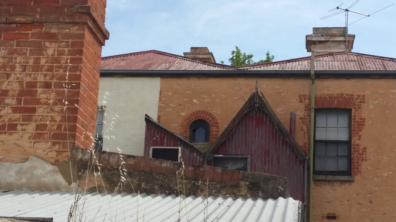 2-Hour North Adelaide Heritage Walk with Historic Homes and Priory