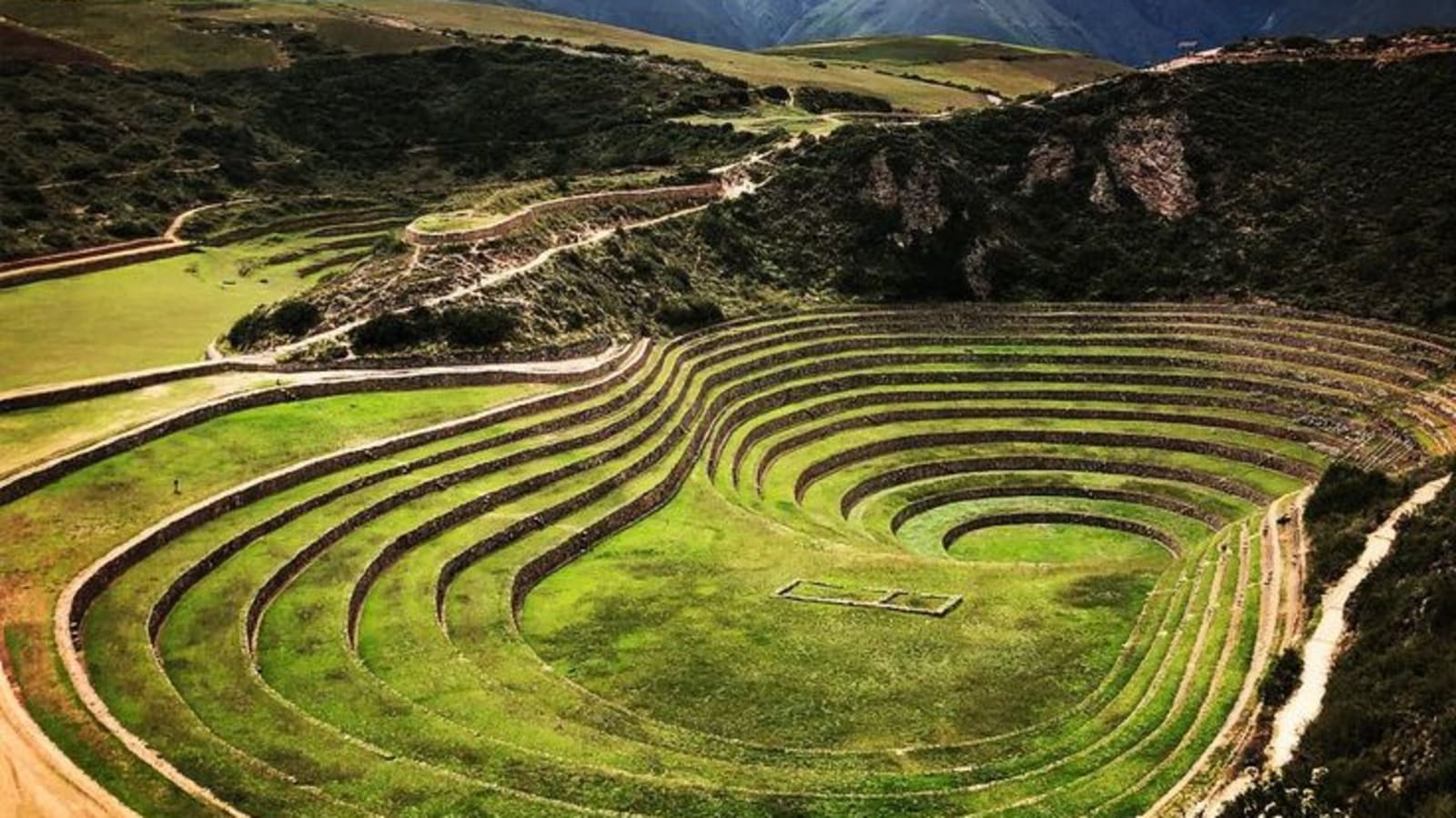 6-Hour Moray and Maras Tour from Cusco through the Sacred Valley