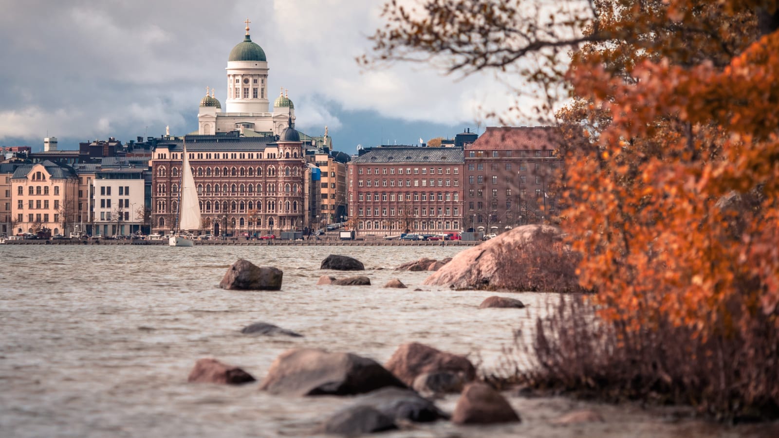 3-Hour Helsinki Walking Tour with a City Planner