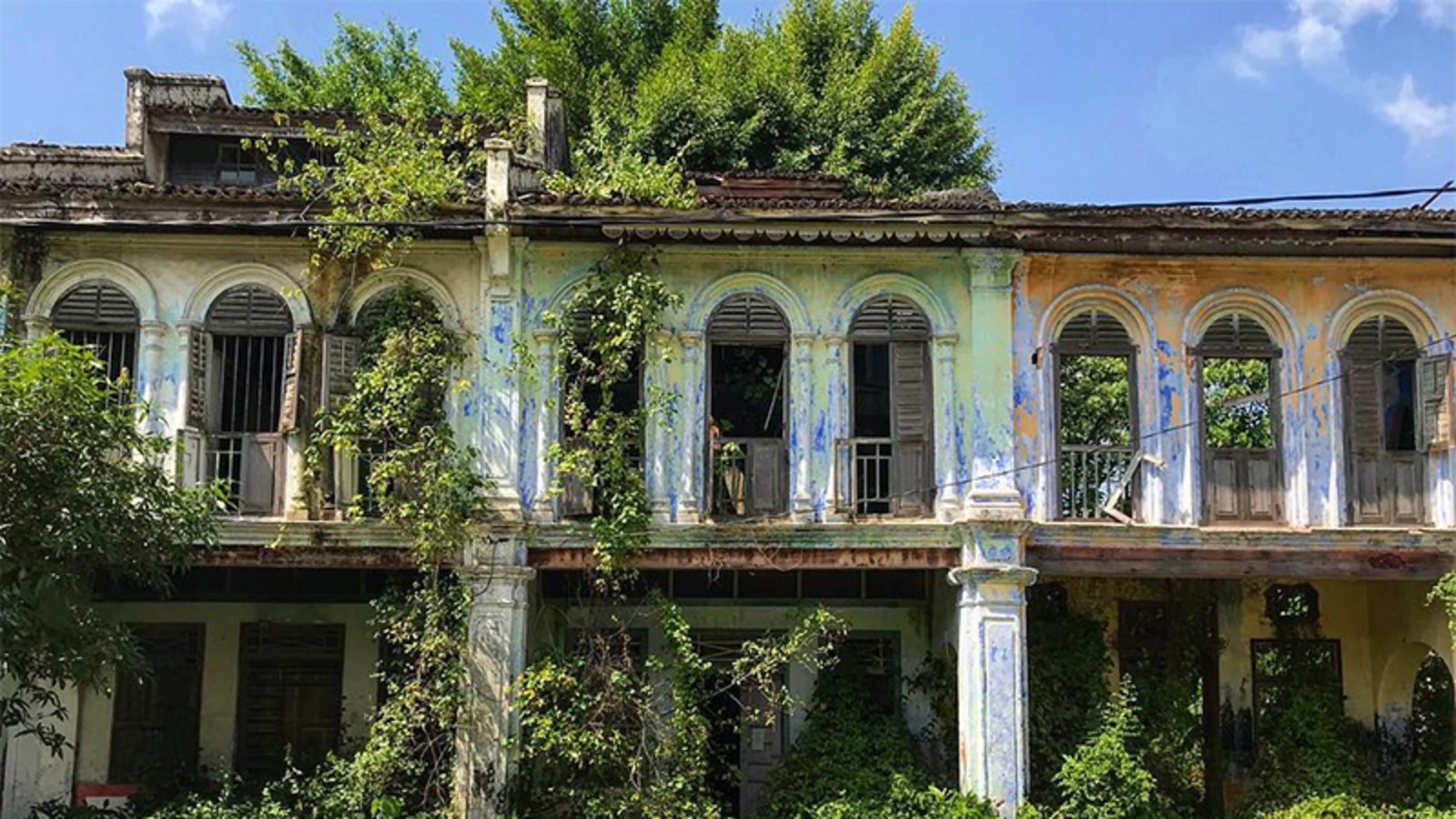 Full-Day Papan Heritage Walk in Perak with Abandoned Buildings