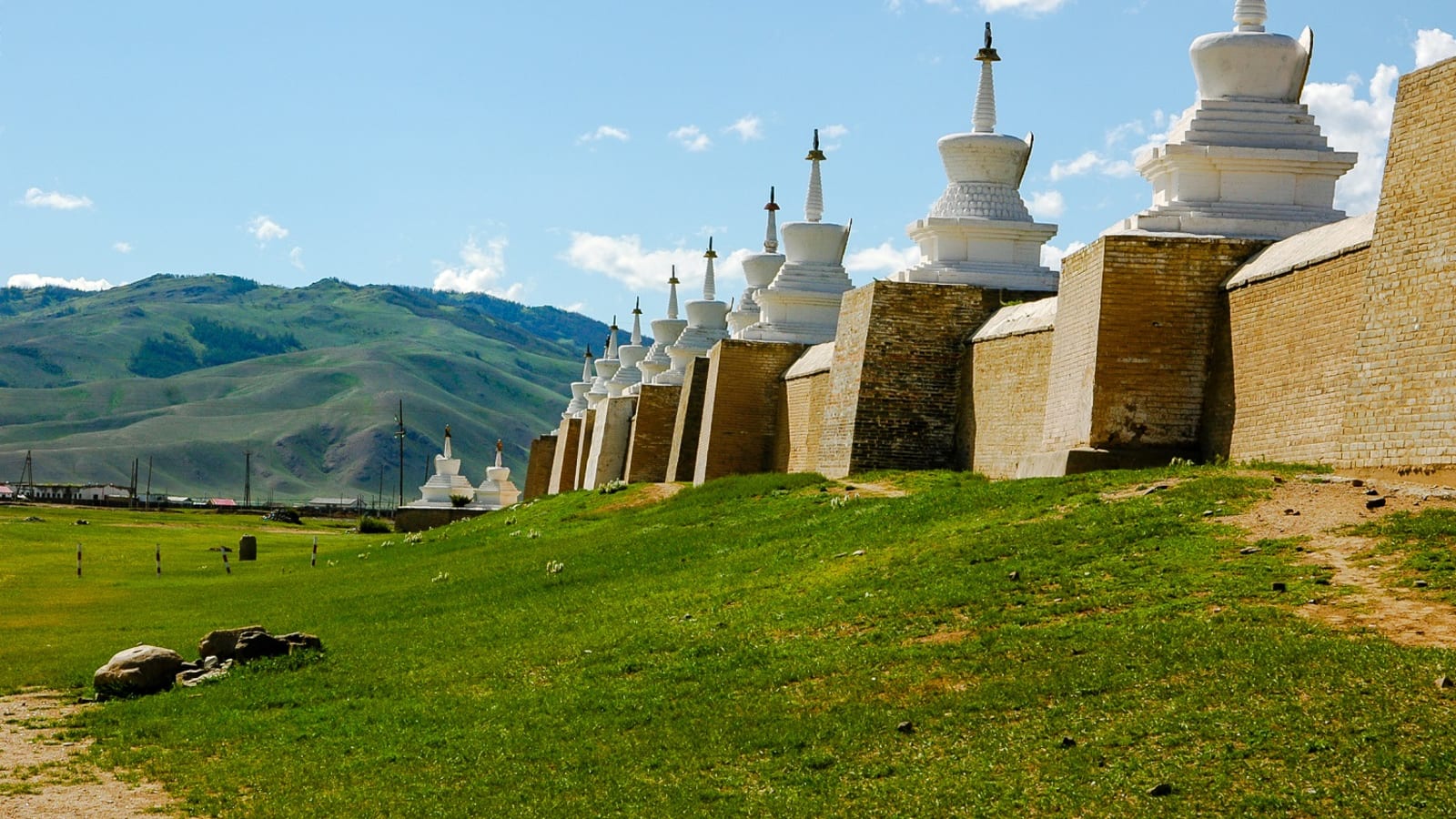 4-Day Central Mongolia Tour with Karakorum and Erdene Zuu