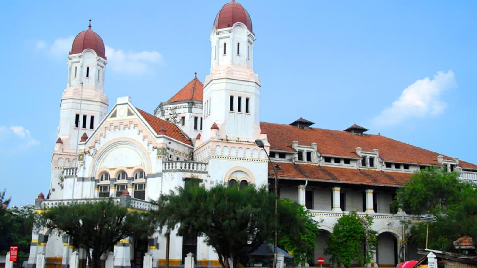 Full-Day Semarang City Tour with Lawang Sewu and Old City