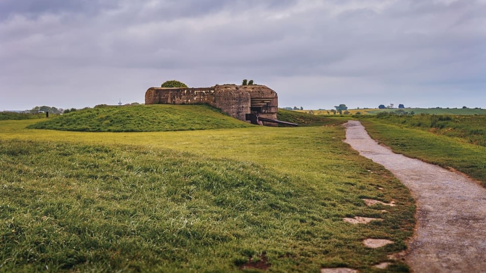 1-Day American D-Day Landings Tour with Ste Mere Eglise and Omaha
