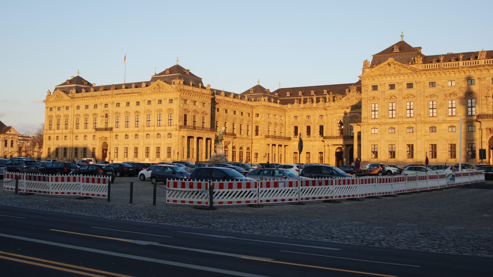 Full-Day Würzburg and Rothenburg Tour with UNESCO Residence